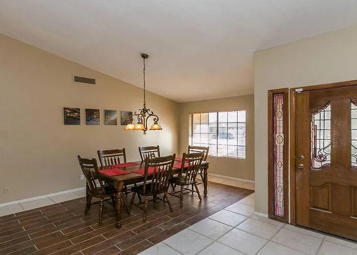 Holiday home North Phoenix 4 Bedroom With Guest House Pool *