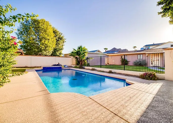 North Phoenix 4 Bedroom With Guest House Pool Phoenix