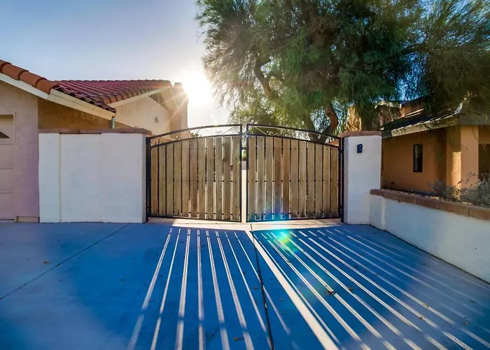 Holiday home North Phoenix 4 Bedroom With Guest House Pool Phoenix