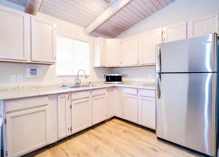 North Phoenix 4 Bedroom With Guest House Pool Holiday home