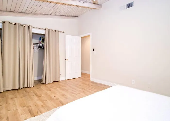 North Phoenix 4 Bedroom With Guest House Pool * Phoenix