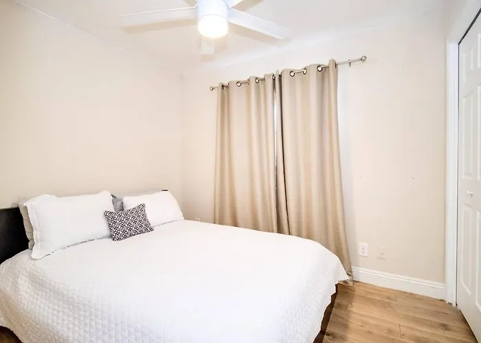 Holiday home North Phoenix 4 Bedroom With Guest House Pool Phoenix