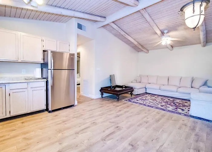 North Phoenix 4 Bedroom With Guest House Pool Holiday home